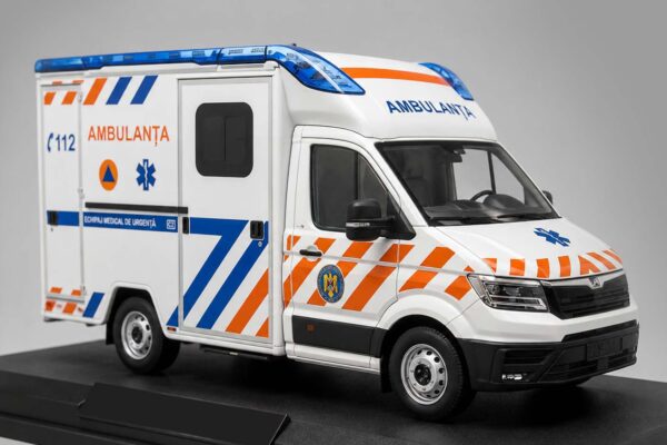 Type C Mobile Intensive Care Unit — 1:24 Scale Model