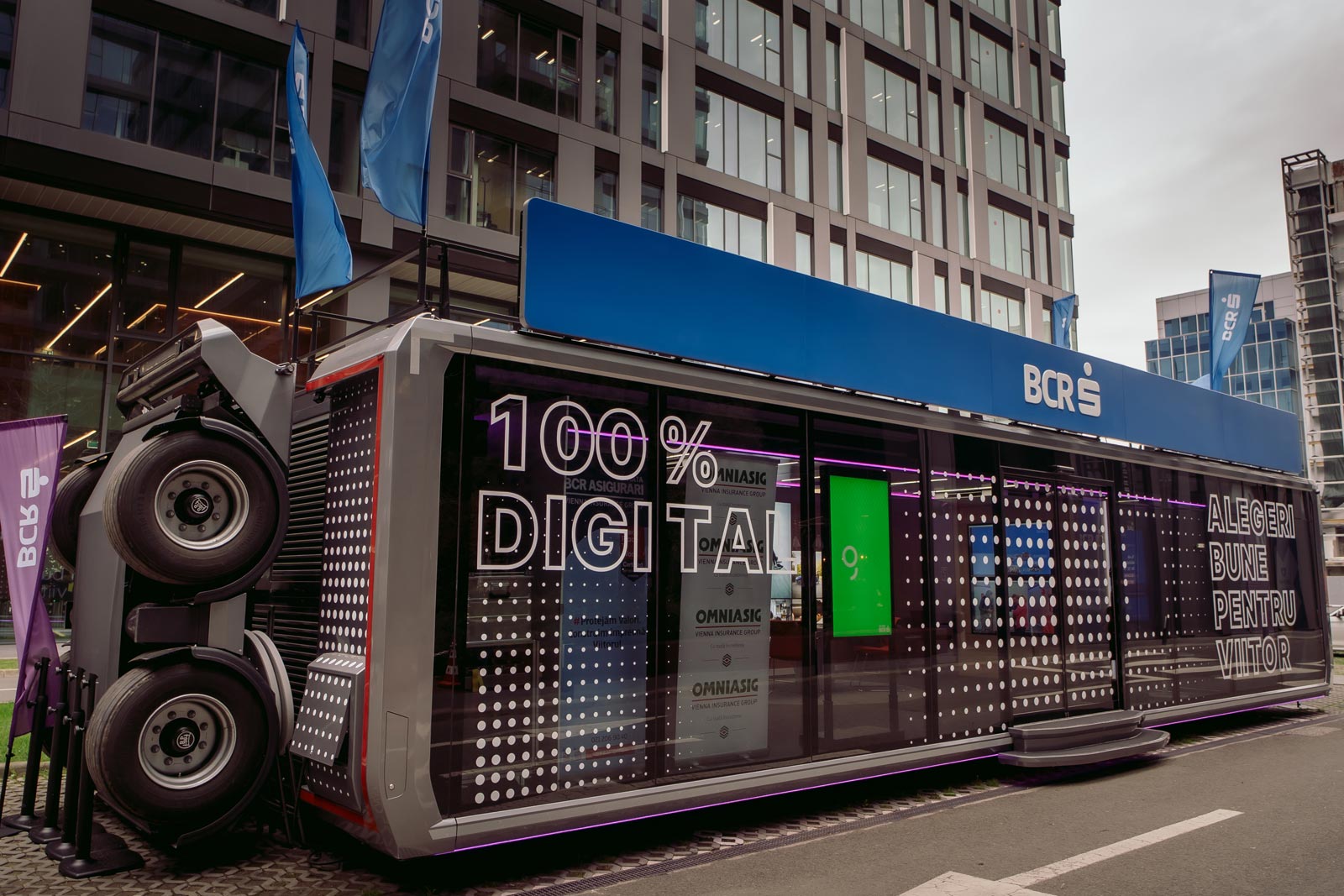 Mobile bank branch unit